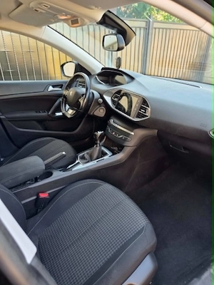 PEUGEOT 308 SW an 2021 motor 1.5 hdi 102 cp euro 6. consum 5 %km - imagine 5