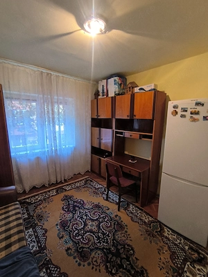 De închiriat apartament 4 camere zona ultracentrală Câmpia Turzii 