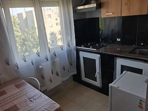 Închiriez apartament cu o cameră în Grădiște, lângă pod. - imagine 2