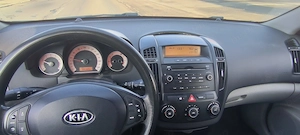 Kia Ceed Combi 2008 - imagine 5