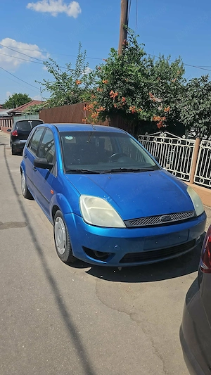 Ford Fiesta 2005 DE VANZARE - imagine 4