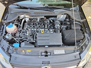Vând VW POLO echipare HighLine,manuală 5+1,înmatriculată RO,climatronic.incalzite scaune,etc - imagine 7
