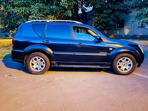 SSANGYONG Rexton II 2.7 XVT A-T Executive Top 186cp 4x4 permanent  An-2008 Euro-4  Automatic SUV Jep - imagine 6