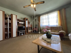 Apartament la casă cu 3 camere, disponibilă imediat - Gușterița-Sibiu - imagine 2