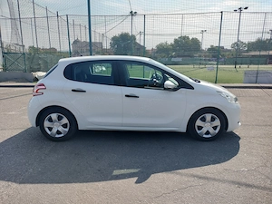 Peugeot 208 1.4hdi an 2013 EURO 5 Navigatie - imagine 6