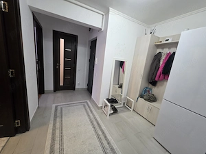 Vand apartament 2 camere decomandat et.1 Simeria - imagine 3