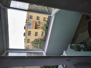 Vând apartament 2 camere cu 2 balcoane 