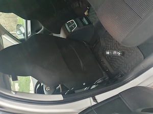 Vând mașină Skoda octavia 3 2016, rulaj 225000 km, preț 8000 euro, mașina se prezintă foarte bine. - imagine 8