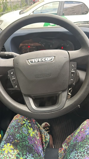 vand iveco cu 32000km - imagine 3