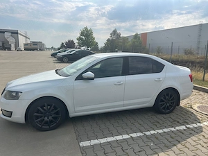 Skoda Octavia 2.0 TDI  DSG 2016-150 cai - imagine 8