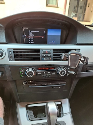 Bmw E90 318 d din 2009 - imagine 2