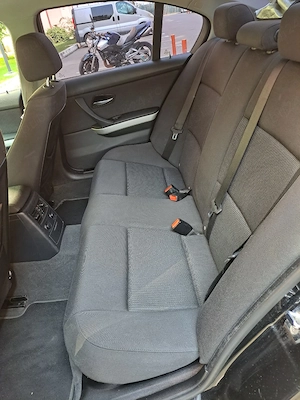 Bmw E90 318 d din 2009 - imagine 4