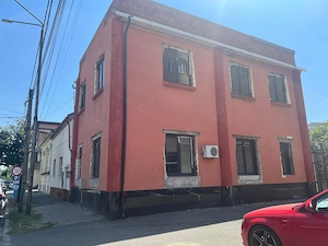 Casă individuală ultracentrală   Str. George Coșbuc, Arad | 210.000   - imagine 2