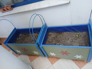 Vand jardinere mobile terasa sau balcon.