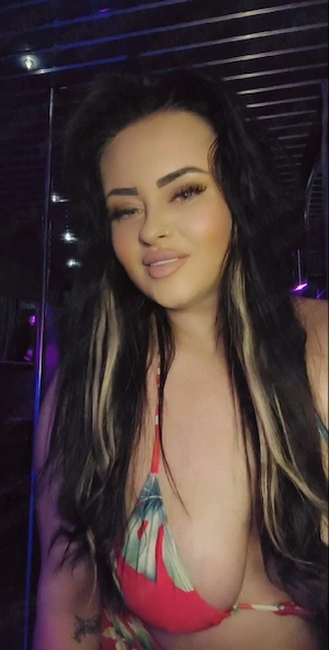 Hiii,  neww text me message  Noua în oraș  caut colega