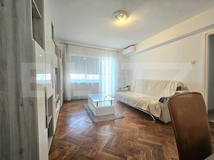 Apartament cu 2 camere, 45 mp, zona Ultracentral - imagine 2