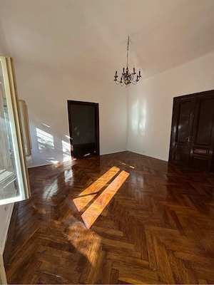 Închiriez spațiu 50 mp   Zona Centrală Sinaia Maria  - imagine 2