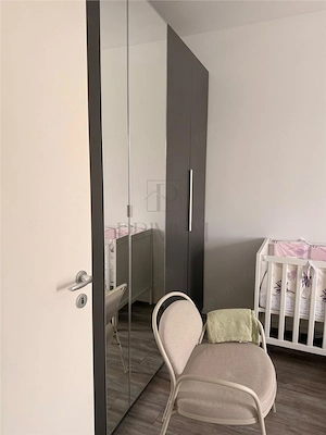 Giroc - 2 Camere - Etaj 2 - Centrala Proprie -  Loc de Parcare - imagine 2
