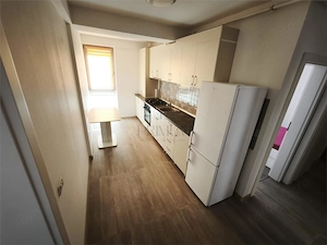 Braytim - 2 Camere - Parter inalt - Boxa + Loc de parcare - Decomandat - Bucatarie inchisa - imagine 3