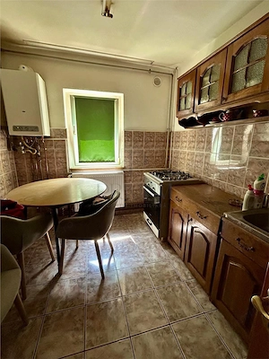 SOARELUI - 2 CAMERE - ETAJ 1 - CENTRALA PROPRIE - imagine 4