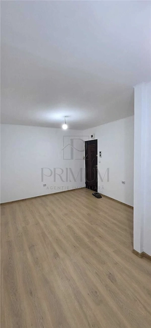 ARADULUI - AP. 1 CAMERA - renovat complet - CENTRALA PROPRIE - imagine 4
