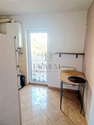 LUNEI - 3 CAMERE - 2 BAI - ETAJ 2 - CENTRALA PROPRIE - DECOMANDAT - imagine 7