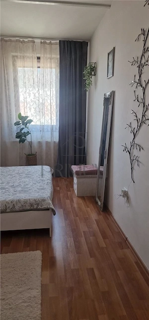 BUZIASULUI - 3 CAM - BLOC NOU - ETAJ 5 LIFT - CENTRALA PROPRIE - CLIMA - imagine 8