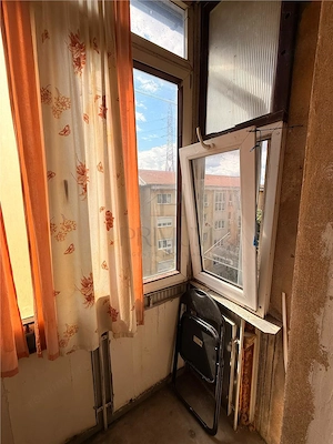 Apartament 2 camere-Decomandat-Centrala-Ac-Ronat - imagine 5