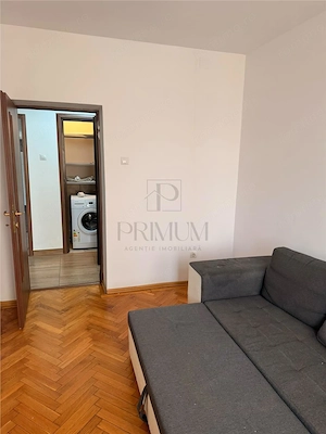 Apartament 2 camere-Decomandat-Centrala-Ac-Ronat - imagine 4