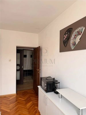 Apartament 2 camere-Decomandat-Centrala-Ac-Ronat - imagine 9