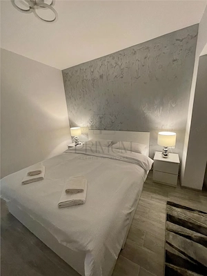 GH LAZAR - 2 CAMERE - ETAJUL 1 - LIFT - RENOVAT - CENTRALA PROPRIE - MOBILAT SI UTILAT - imagine 4