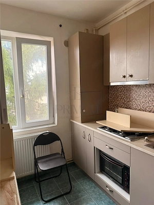 Apartament 2 camere-Decomandat-Centrala-Ac-Ronat - imagine 11