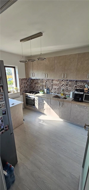 GIROC - DUPLEX MOBILAT - 4 CAMERE - 2 BAI - ZONA EXCELENTA - imagine 3