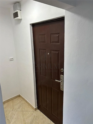 Garsoniera-Buziasului-Renovata-Confort 1 - imagine 2