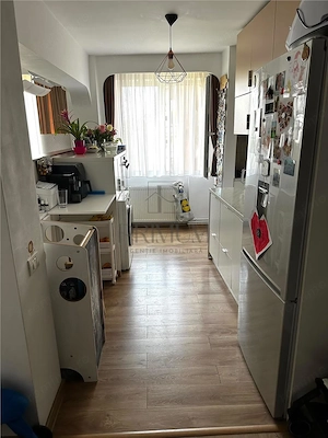 CIRCUMVALATIUNII - LIFT - 4 CAMERE - RENOVAT - 2 BAI - 2 BALCOANE - CENTRALA PROPRIE - CLIMA - BOXA  - imagine 8