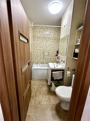 CIRCUMVALATIUNII - LIFT - 4 CAMERE - RENOVAT - 2 BAI - 2 BALCOANE - CENTRALA PROPRIE - CLIMA - BOXA  - imagine 5