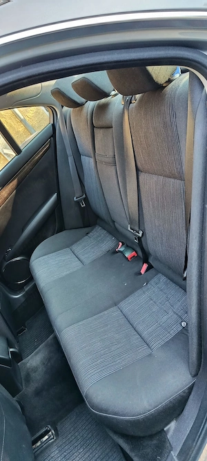 Vînd Mercedes C 204 2.2 dizel 170caiputere primul proprietar în rom.în stare bună de fucționare 5950 - imagine 7