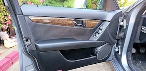 Vînd Mercedes C 204 2.2 dizel 170caiputere primul proprietar în rom.în stare bună de fucționare 5950 - imagine 6