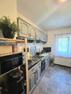 DAMBOVITA - 2 CAMERE - ETAJUL 2 - BLOC IZOLAT - ZONA BUNA
