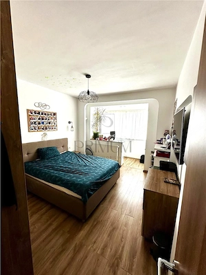 CIRCUMVALATIUNII - LIFT - 4 CAMERE - RENOVAT - 2 BAI - 2 BALCOANE - CENTRALA PROPRIE - CLIMA - BOXA 