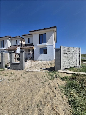 Duplex despartit - zona excelenta- toate utilitatile - posibilitate alegere finisaje