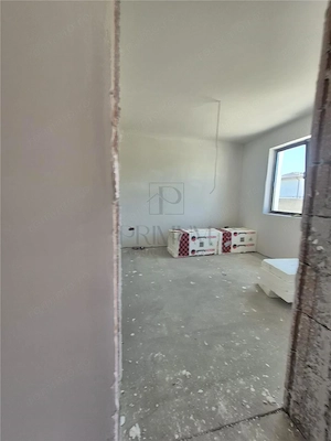 Duplex despartit - zona excelenta- toate utilitatile - posibilitate alegere finisaje - imagine 11