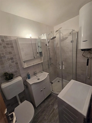 LIPOVEI - APARTAMENT 1 CAMERA - mobilat, utilat, semidecomandat - imagine 5
