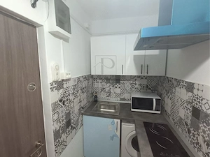 Garsoniera-Etaj intermediar-Ac-Renovata - imagine 4