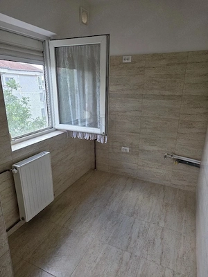 LIPOVEI - APARTAMENT 1 CAMERA - mobilat, utilat, semidecomandat - imagine 4