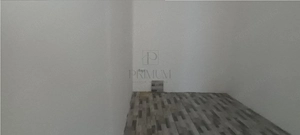 Spatiu Comercial cu 3 usi din sticla si vitrine mari - Elisabetin - imagine 6