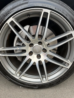 Audi A8L 3.0 258cp 2012 - imagine 5