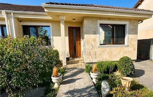 DUPLEX LA CHEIE MOBILAT - 305 MP TEREN - MO #536;NI #538;A NOU #258; - EUROPA