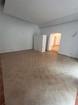 Spatiu comercial - zona ultracentrala  - 150 mp - centrala proprie - imagine 4