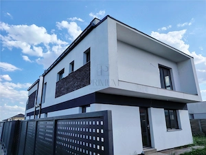 0 % COMISION - DUPLEX SPATIOS SEPARAT PRIN CT - 5 CAMERE